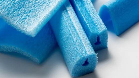 Moussage des plastiques par injection de CO₂